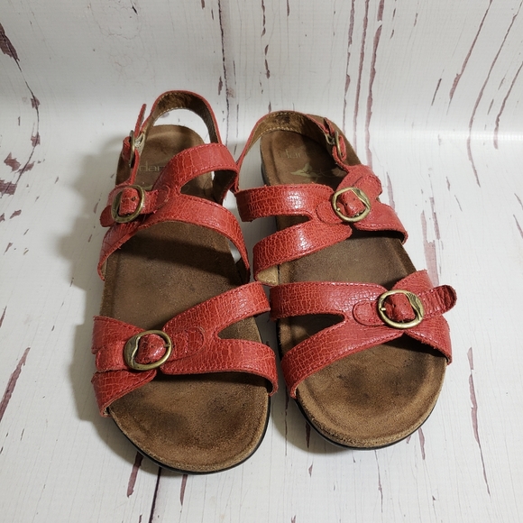 Dansko red open toe straps and buckle woman sandals size 38 - Picture 6 of 6
